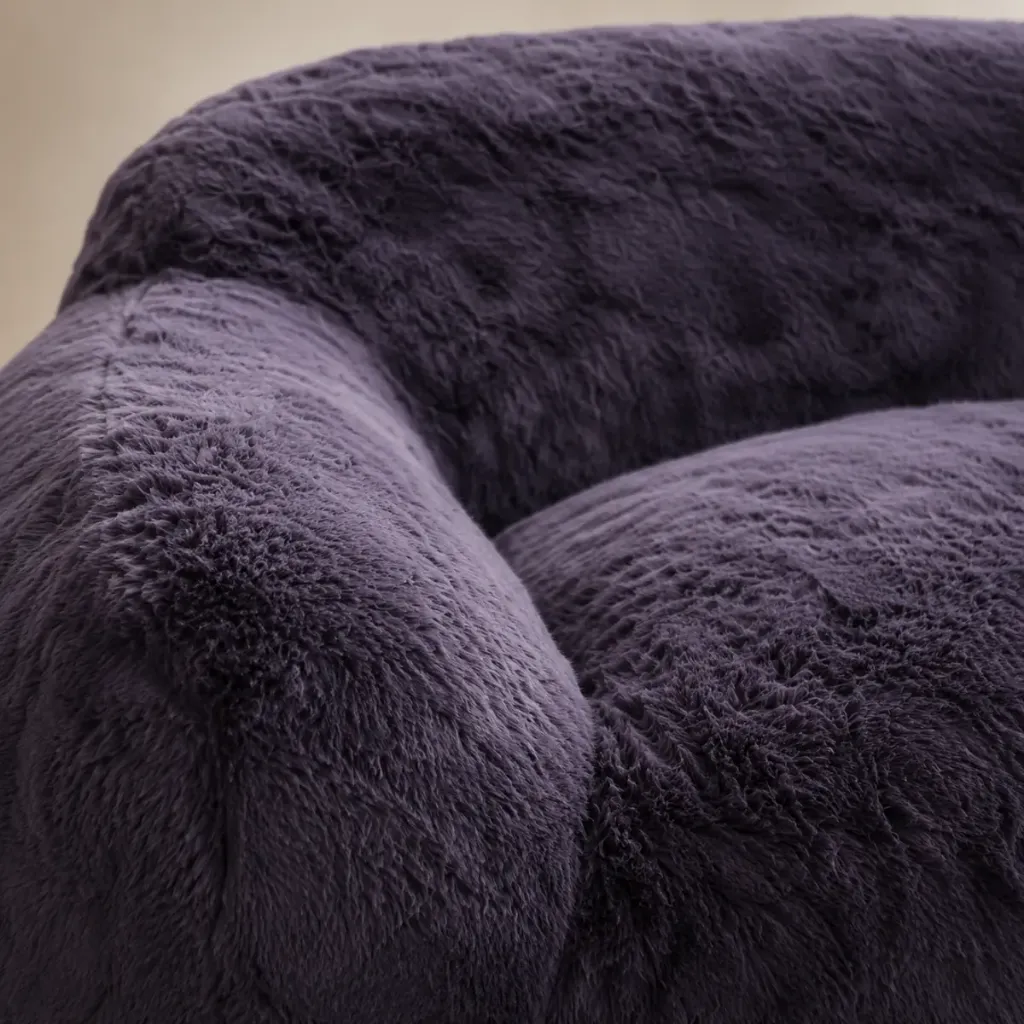 05-snug-loveseat-roxo-detalhe-tecido.webp