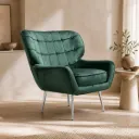 Cadeirão ELEGANCE em veludo com pés cromados